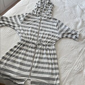 VENUS Gray and White Striped Swim Coverup